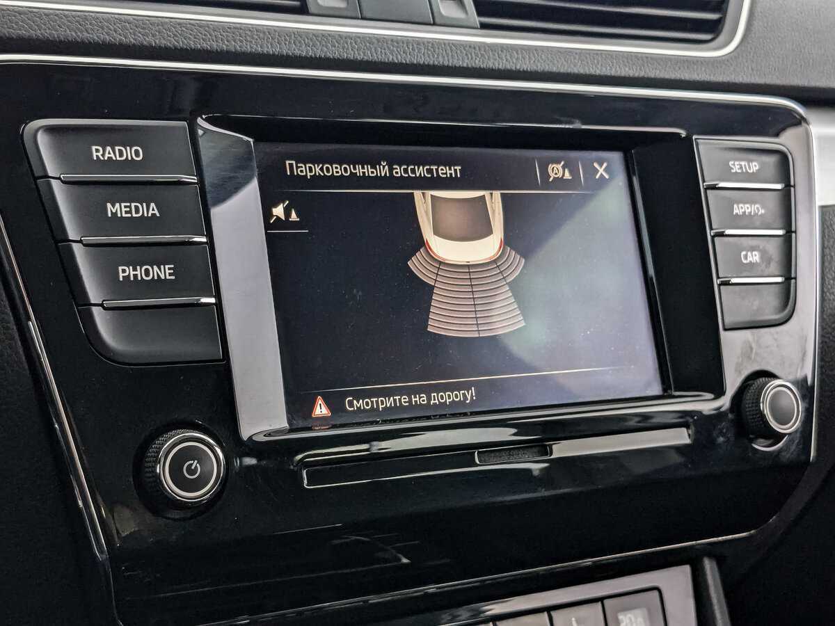 Skoda Superb с пробегом — 2017 год. Фото: #23