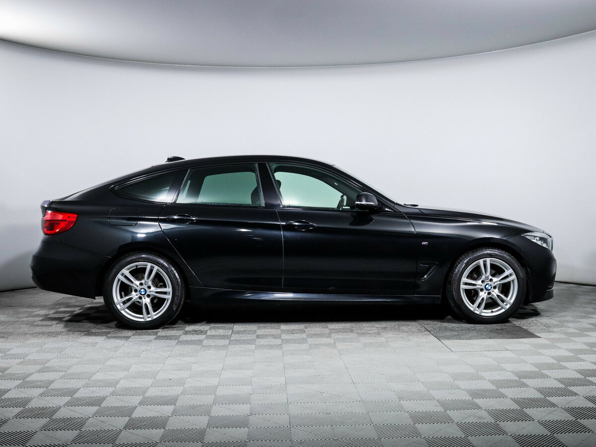 BMW 3 серии с пробегом — 2017 год. Фото: #3