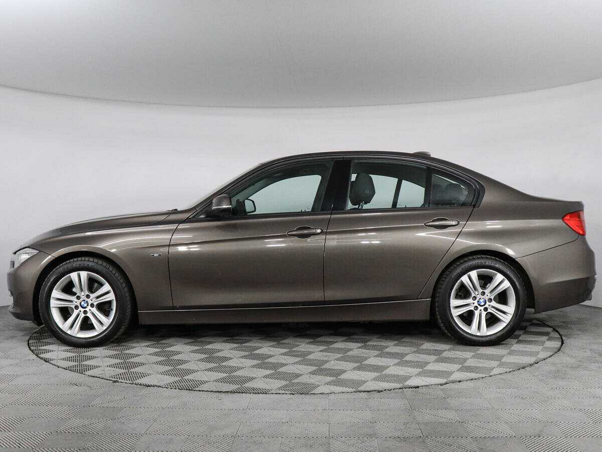 BMW 3 серии с пробегом — 2013 год. Фото: #4