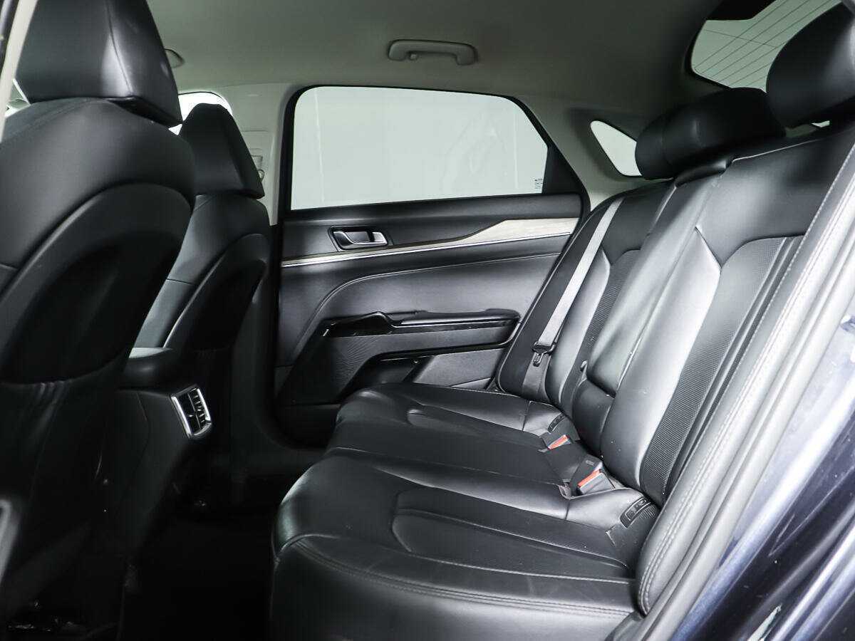 Kia K5 с пробегом — 2020 год. Фото: #9