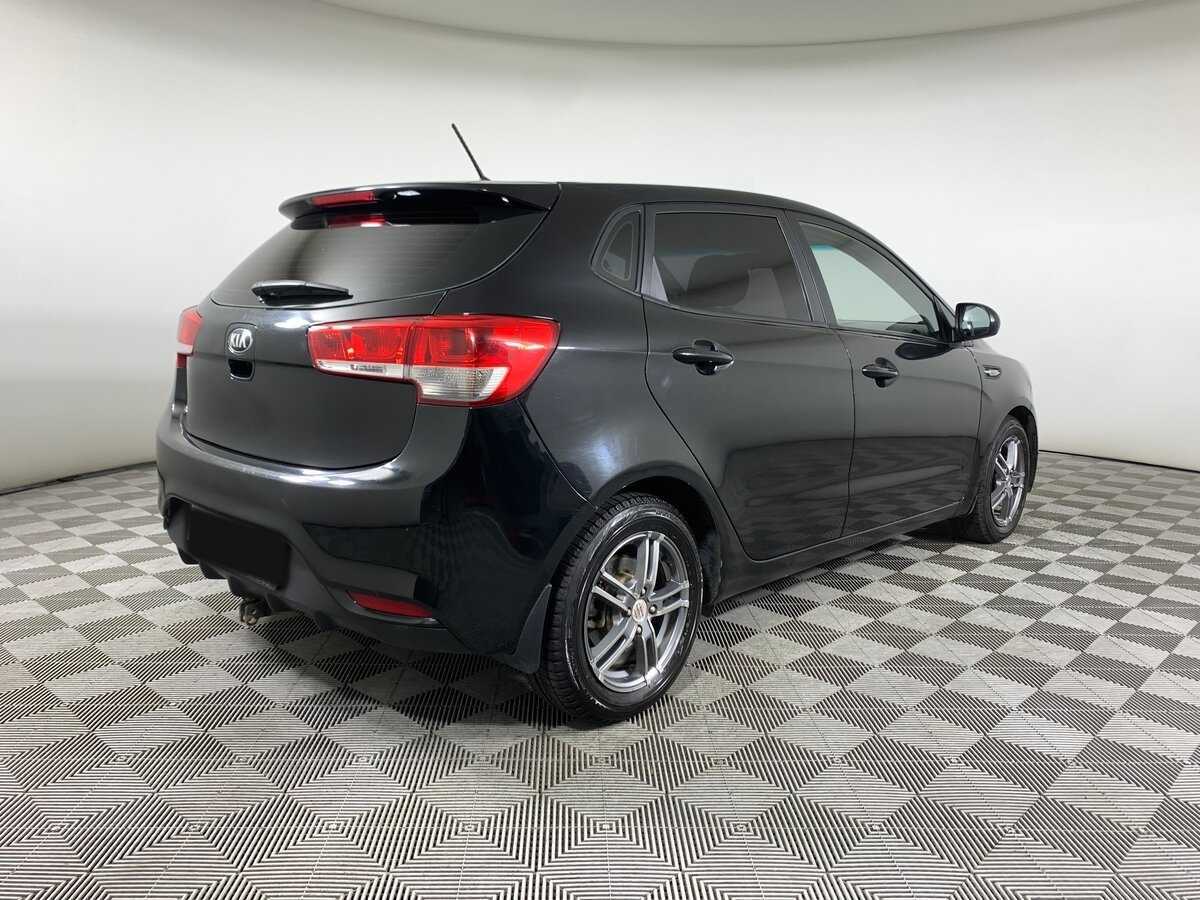 Kia Rio с пробегом — 2015 год. Фото: #4