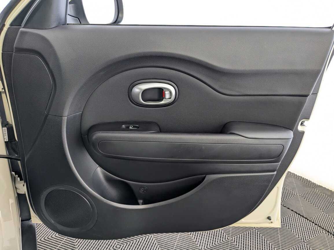 Kia Soul с пробегом — 2018 год. Фото: #20