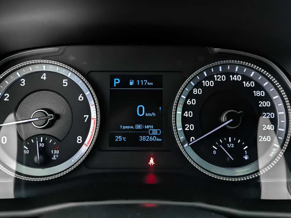 Hyundai Sonata с пробегом — 2021 год. Фото: #11