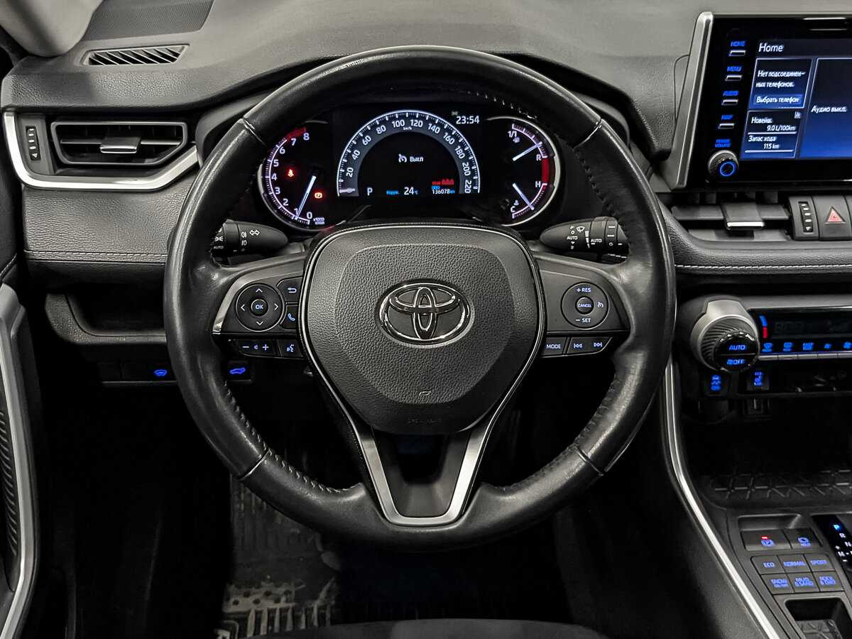 Toyota RAV4 с пробегом — 2021 год. Фото: #19