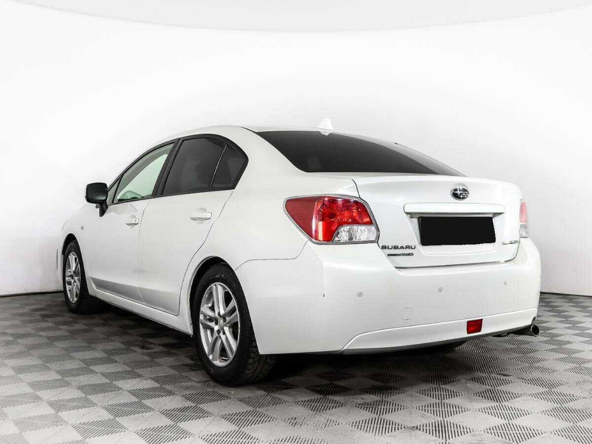 Subaru Impreza с пробегом — 2012 год. Фото: #6