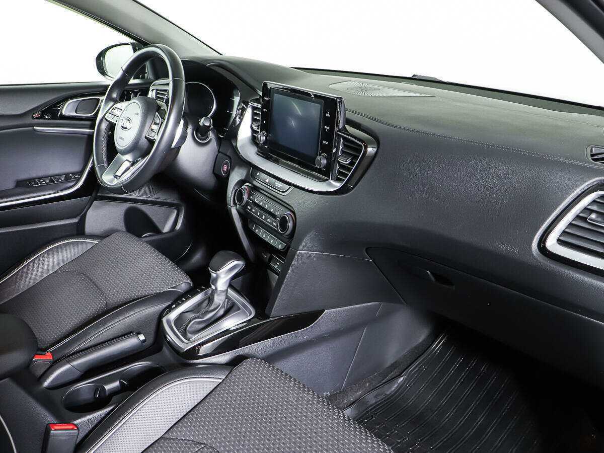 Kia XCeed с пробегом — 2020 год. Фото: #8