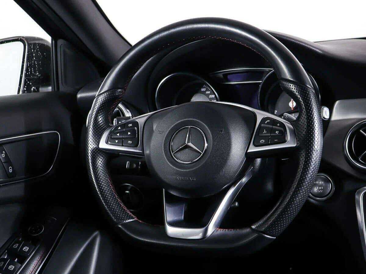 Mercedes-Benz GLA с пробегом — 2018 год. Фото: #9