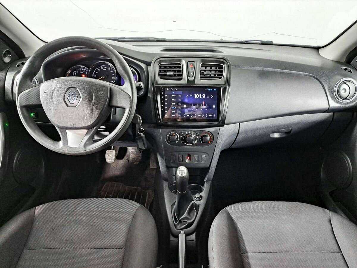 Renault Logan с пробегом — 2014 год. Фото: #11
