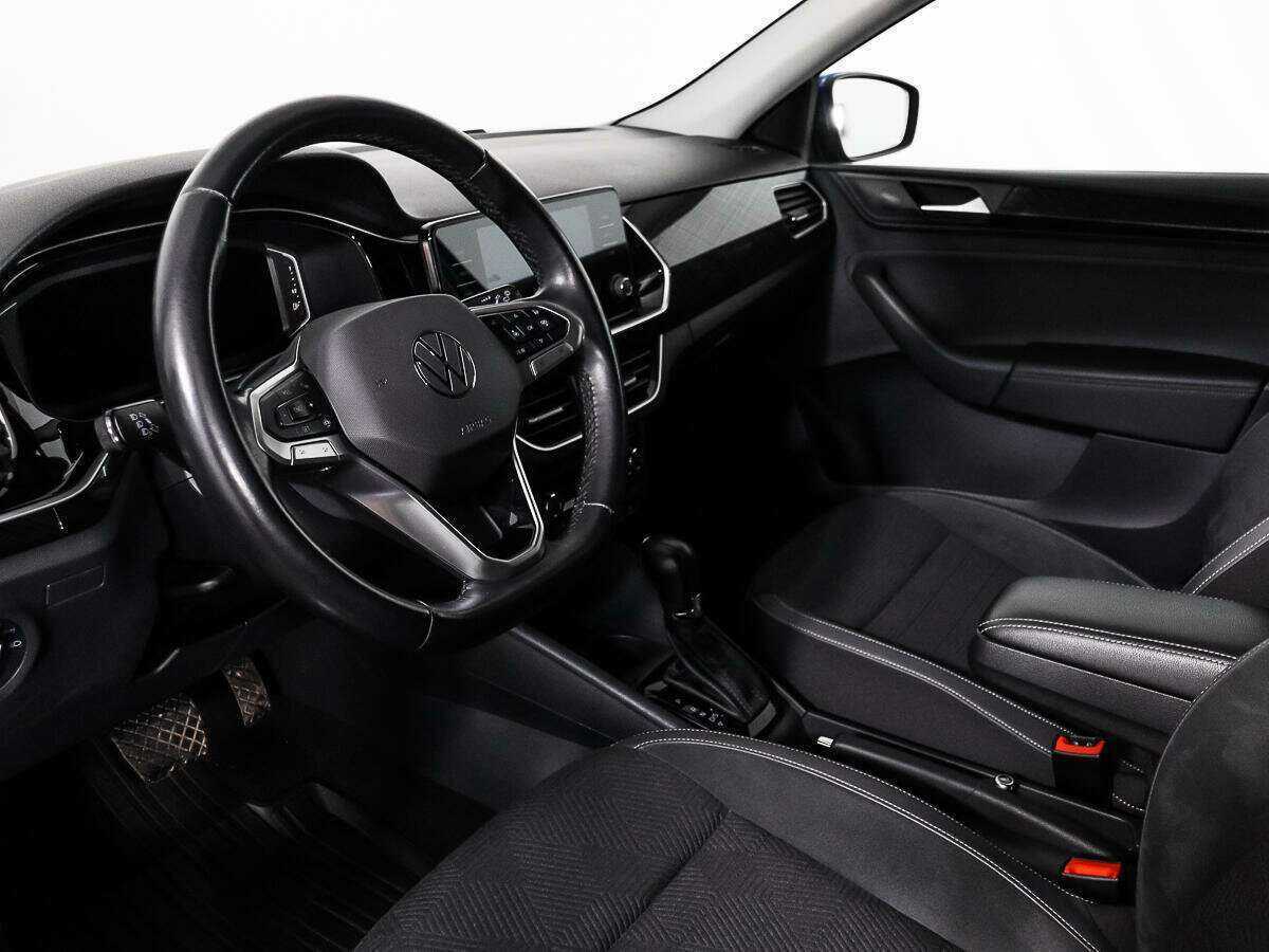 Volkswagen Polo с пробегом — 2020 год. Фото: #6