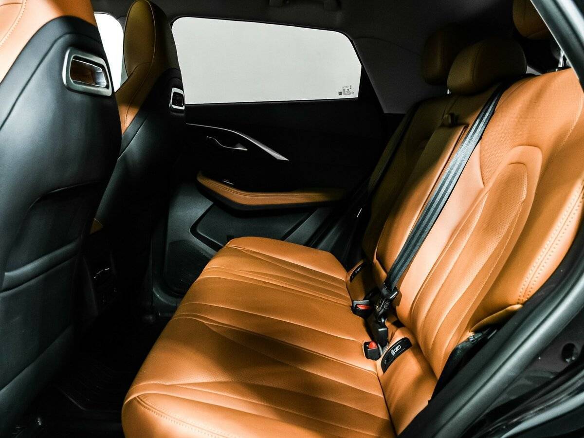 OMODA C5 с пробегом — 2022 год. Фото: #11