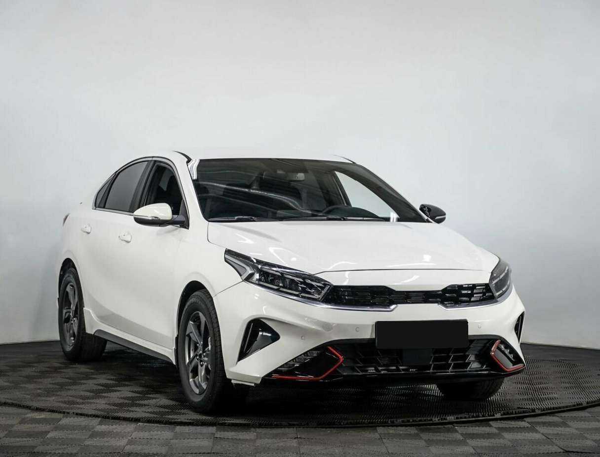 Kia Cerato с пробегом — 2022 год. Фото: #2