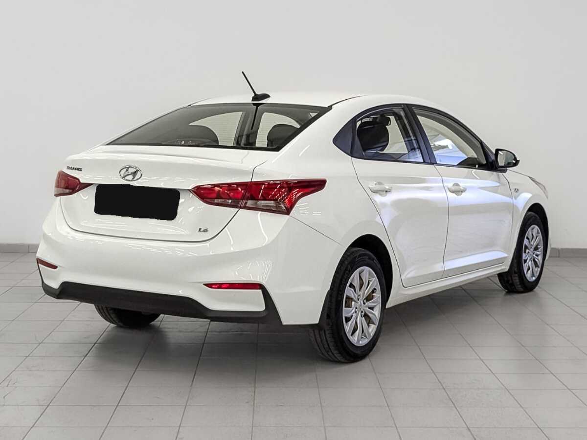 Hyundai Solaris с пробегом — 2017 год. Фото: #4