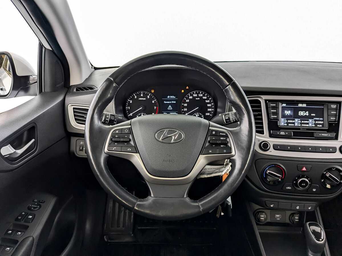 Hyundai Solaris с пробегом — 2019 год. Фото: #20