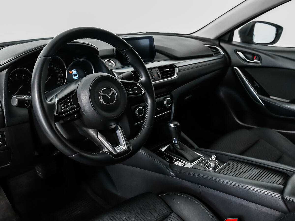 Mazda 6 с пробегом — 2018 год. Фото: #8
