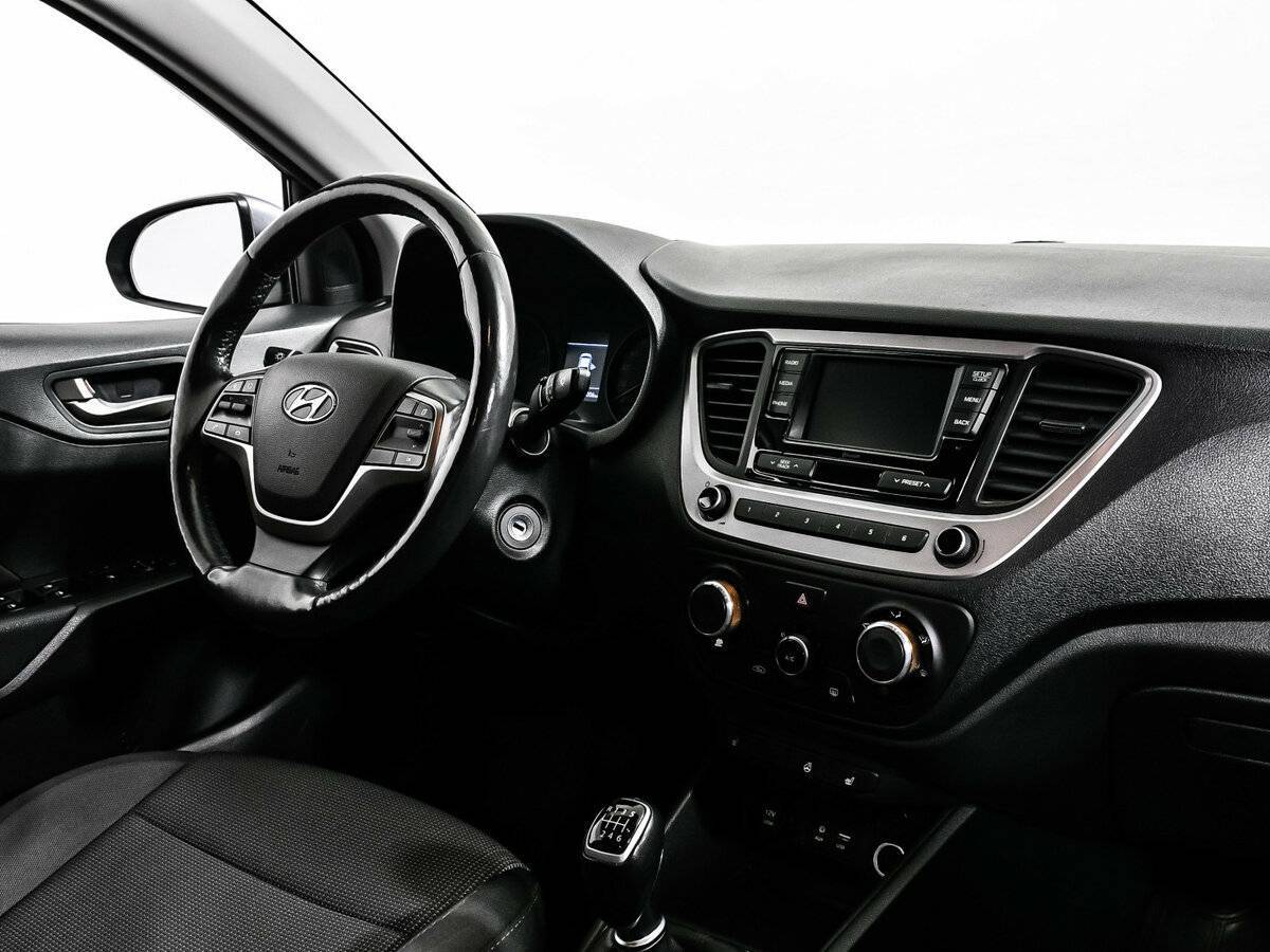 Hyundai Solaris с пробегом — 2018 год. Фото: #8