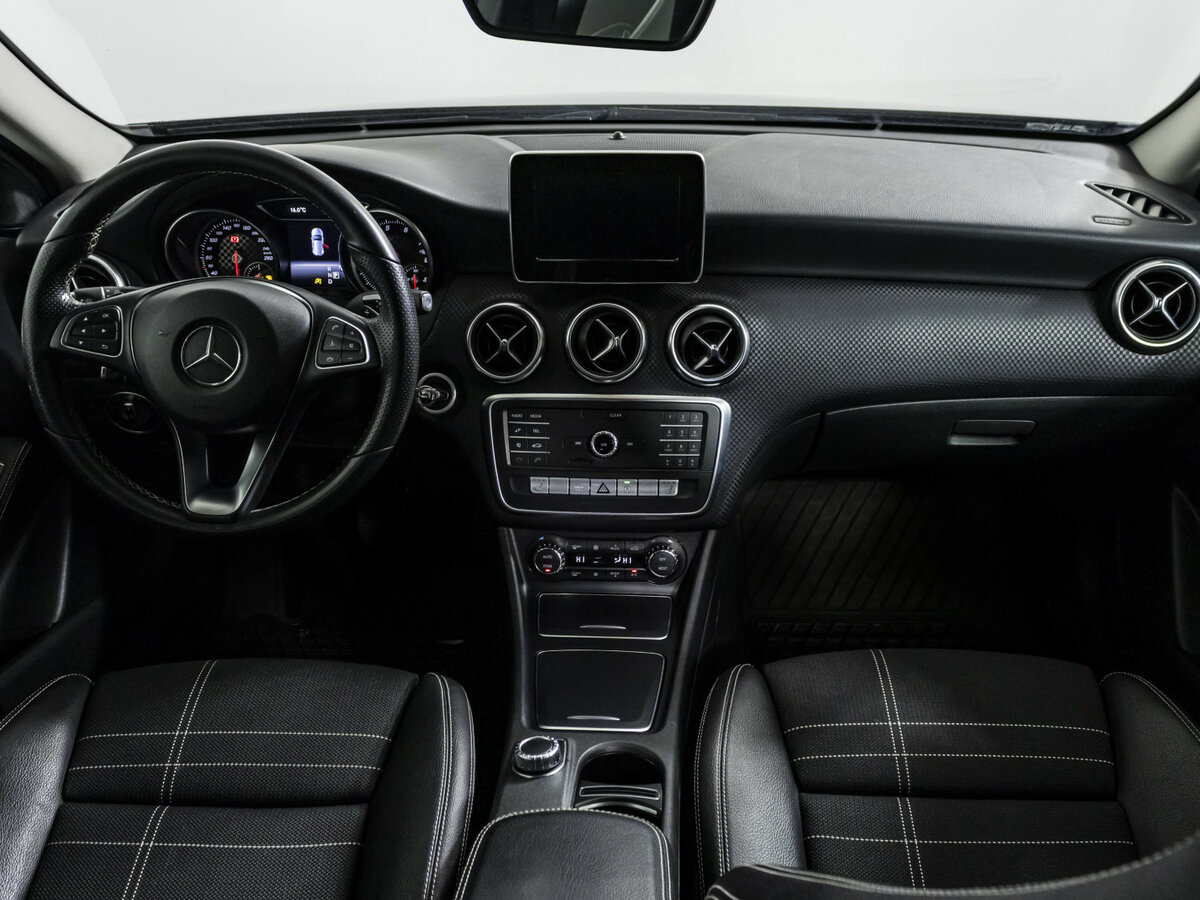 Mercedes-Benz A-Класс с пробегом — 2016 год. Фото: #11
