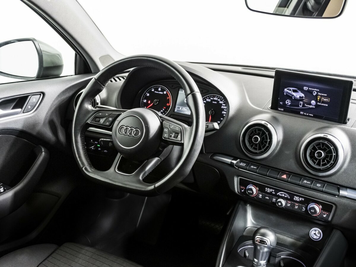 Audi A3 с пробегом — 2018 год. Фото: #6