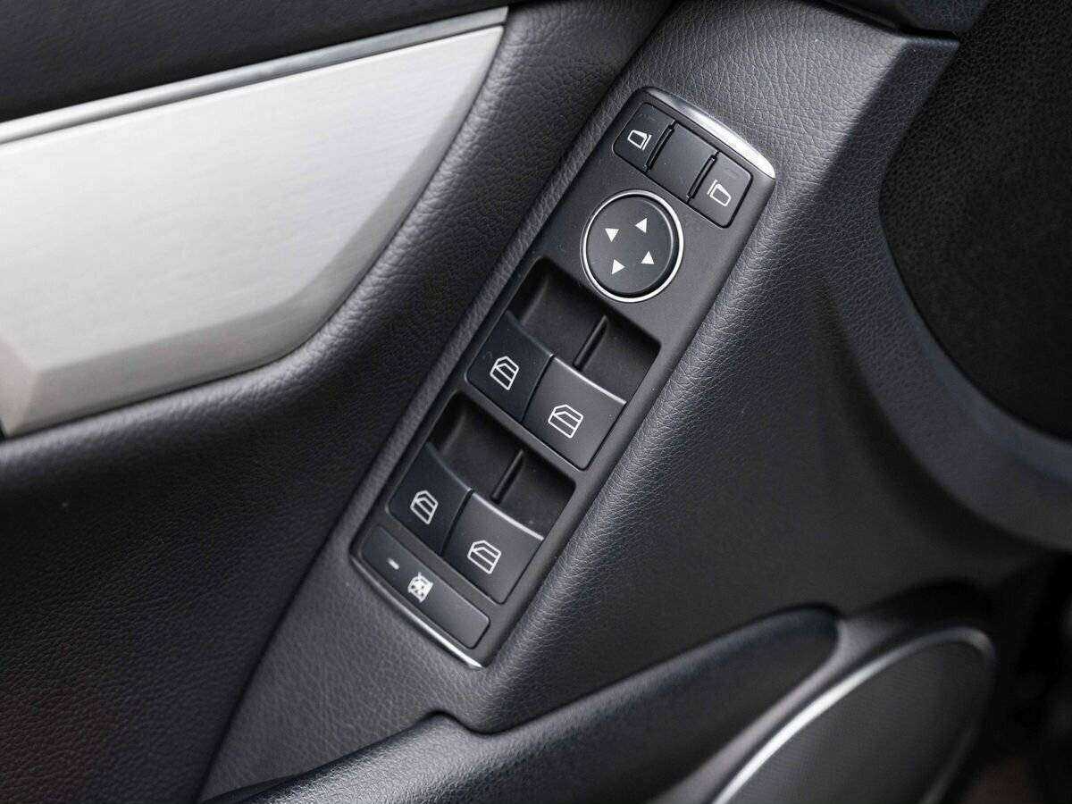 Mercedes-Benz C-Класс с пробегом — 2013 год. Фото: #23