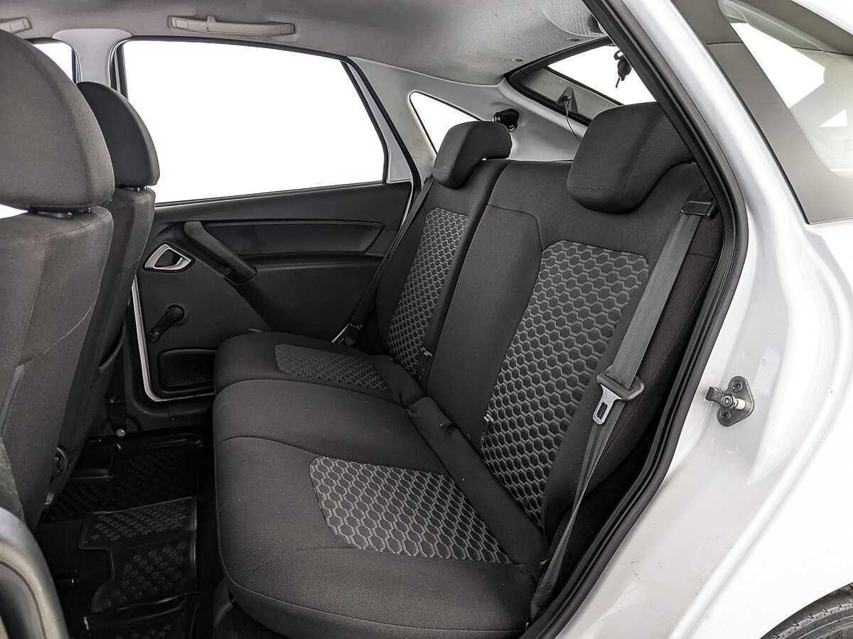 Lada (ВАЗ) Granta с пробегом — 2023 год. Фото: #17