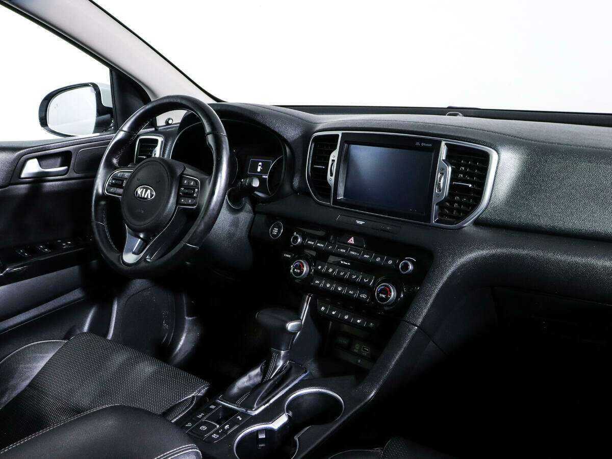 Kia Sportage с пробегом — 2017 год. Фото: #6