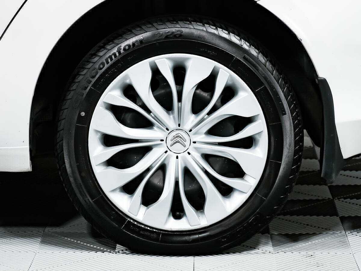 Citroen C4 с пробегом — 2016 год. Фото: #10