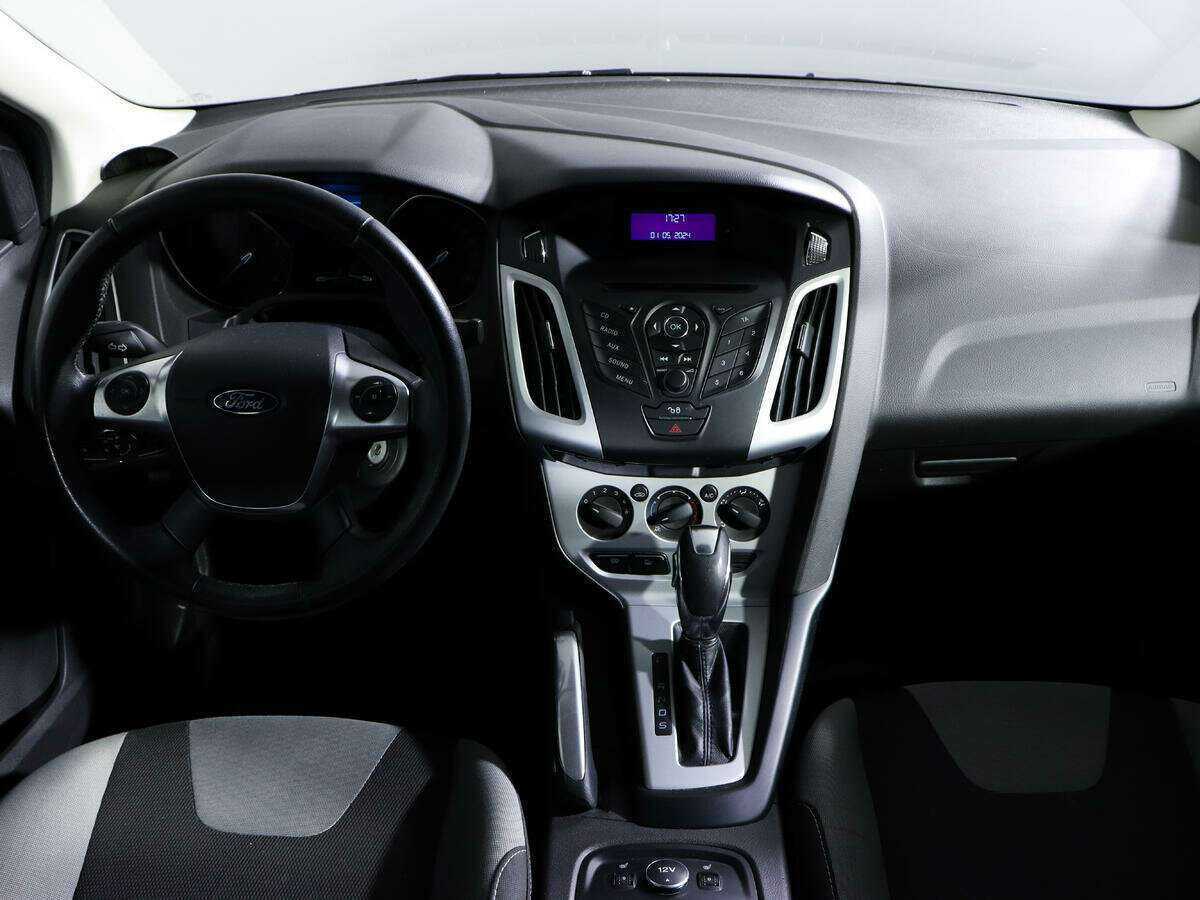 Ford Focus с пробегом — 2012 год. Фото: #8