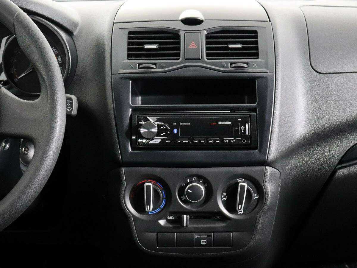 Lada (ВАЗ) Granta с пробегом — 2023 год. Фото: #10