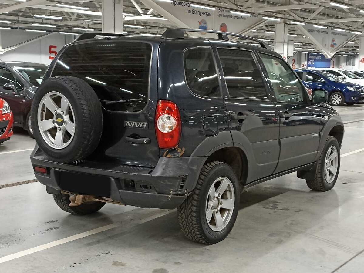 Chevrolet Niva с пробегом — 2015 год. Фото: #4