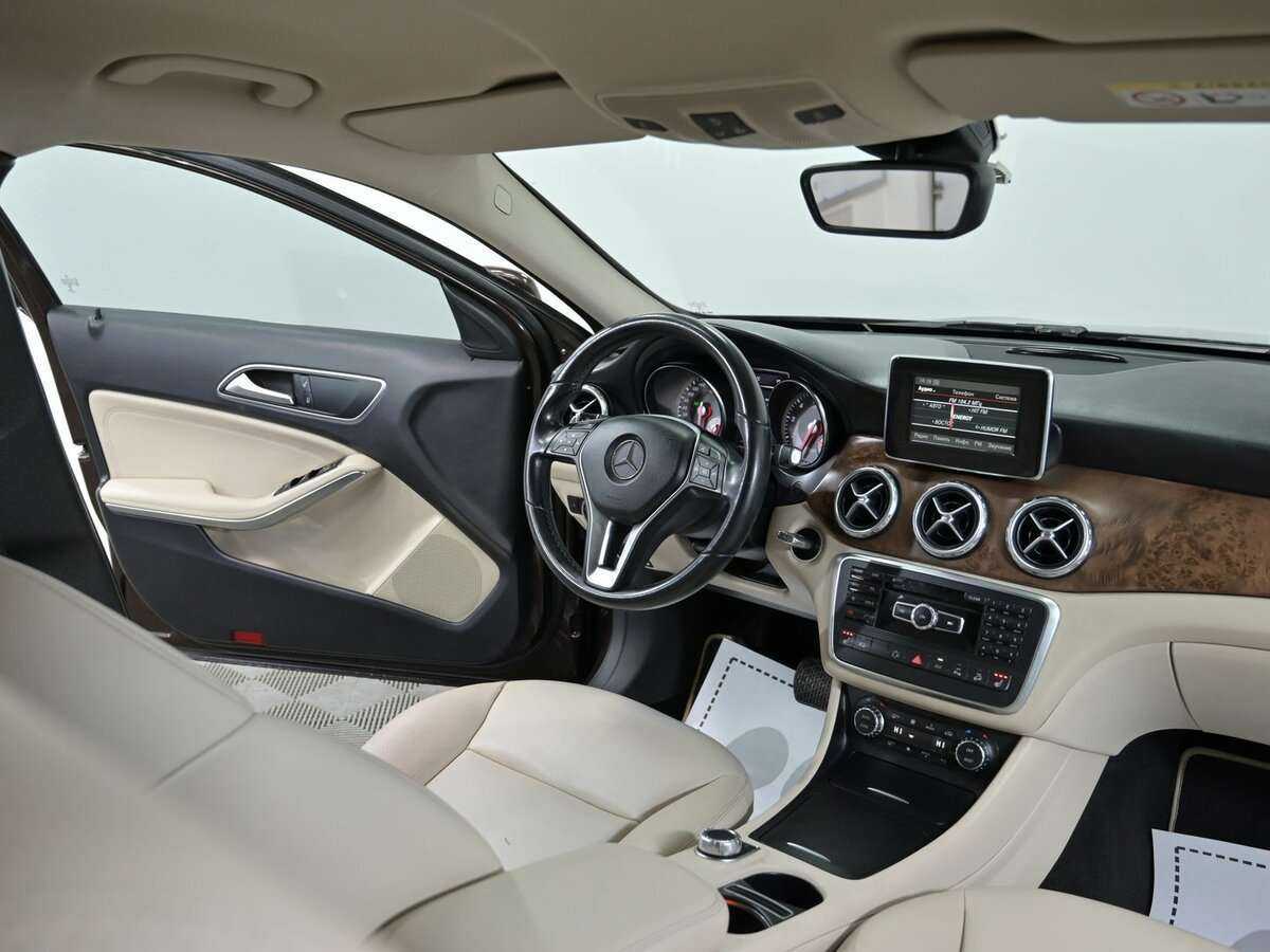 Mercedes-Benz GLA с пробегом — 2014 год. Фото: #4
