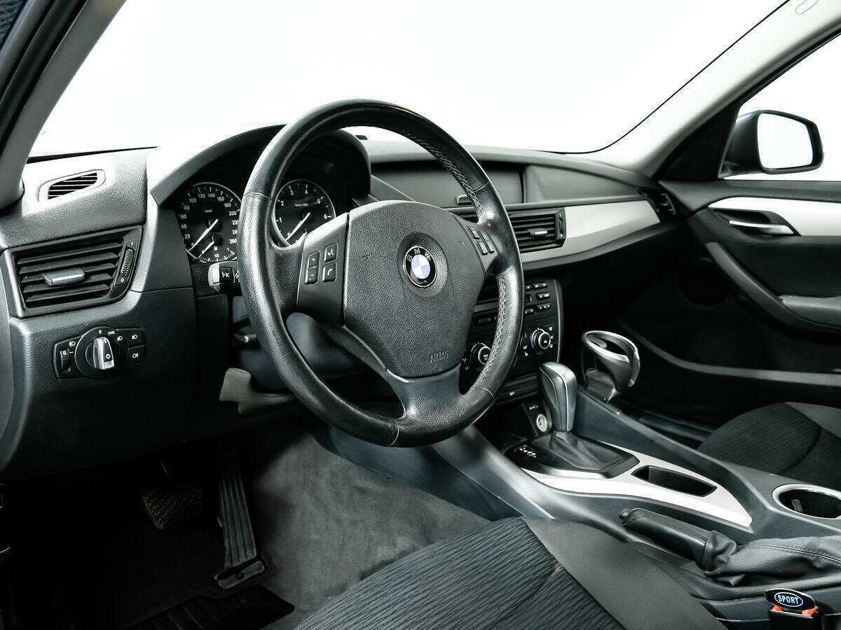BMW X1 с пробегом — 2013 год. Фото: #12