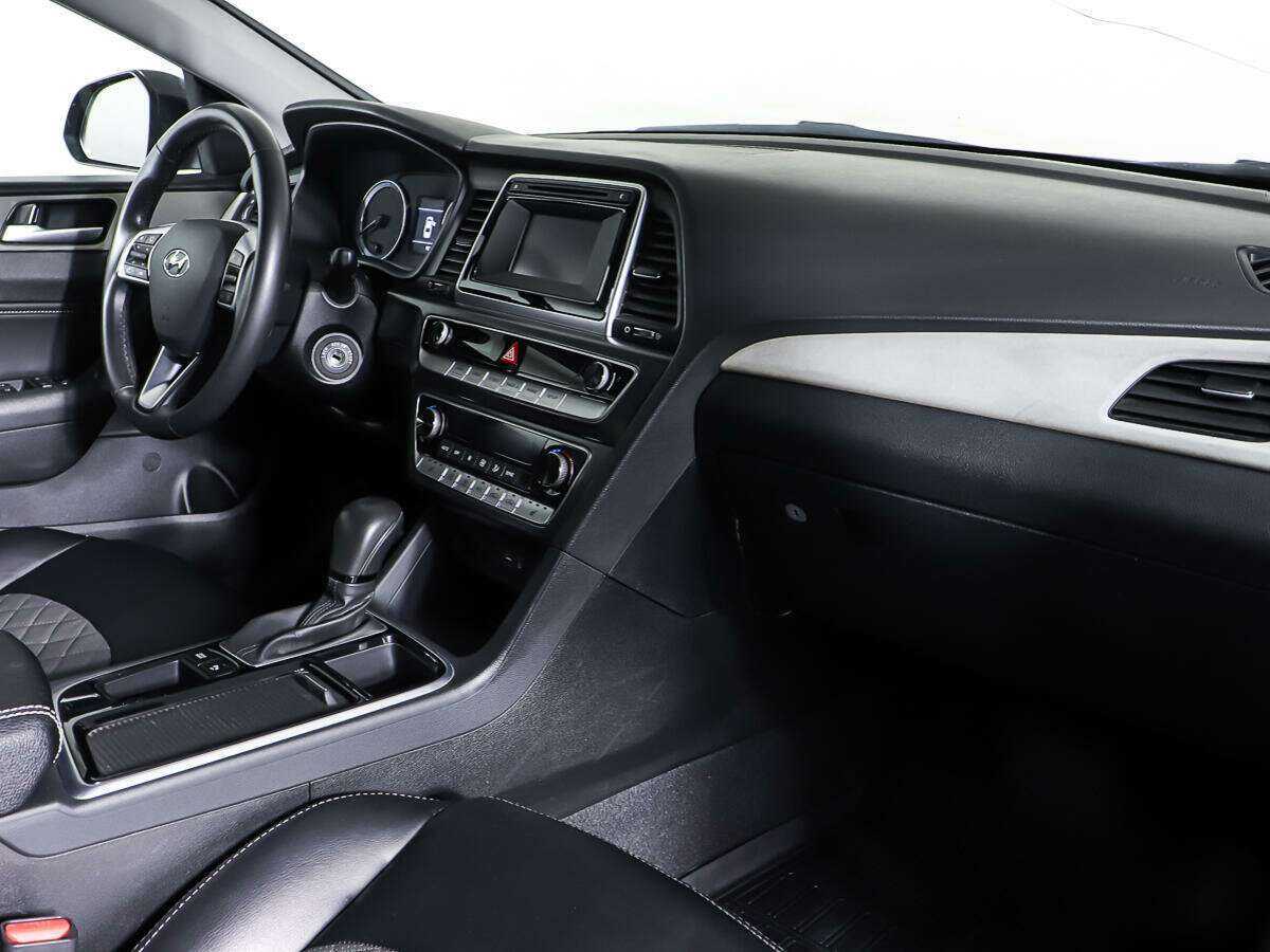 Hyundai Sonata с пробегом — 2018 год. Фото: #8