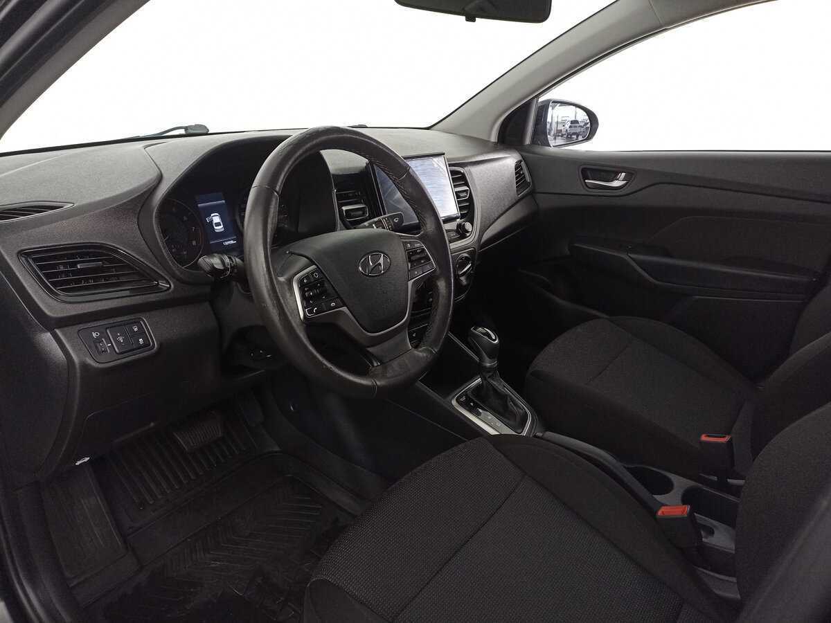 Hyundai Solaris с пробегом — 2021 год. Фото: #14