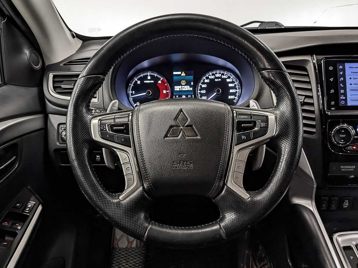 Mitsubishi Pajero Sport с пробегом — 2020 год. Фото: #21