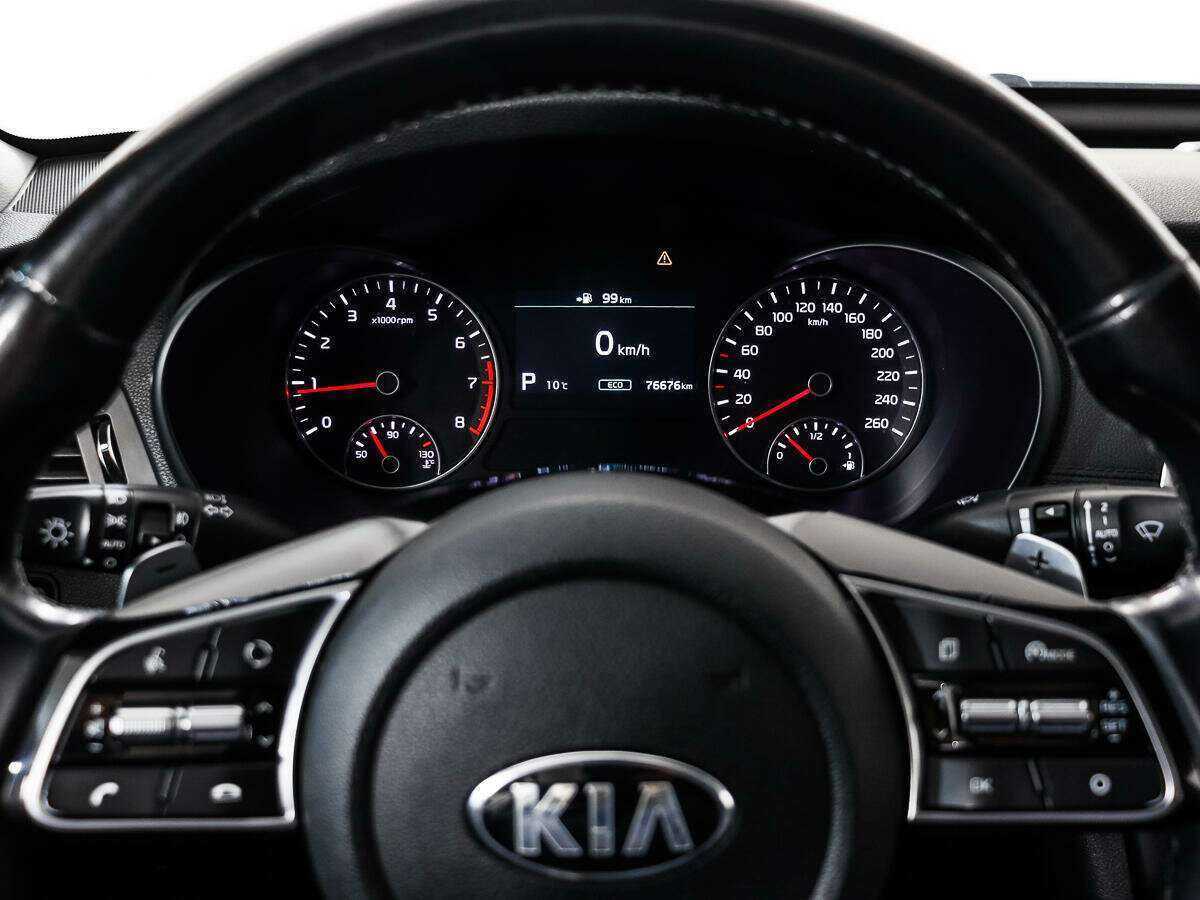 Kia Optima с пробегом — 2018 год. Фото: #18