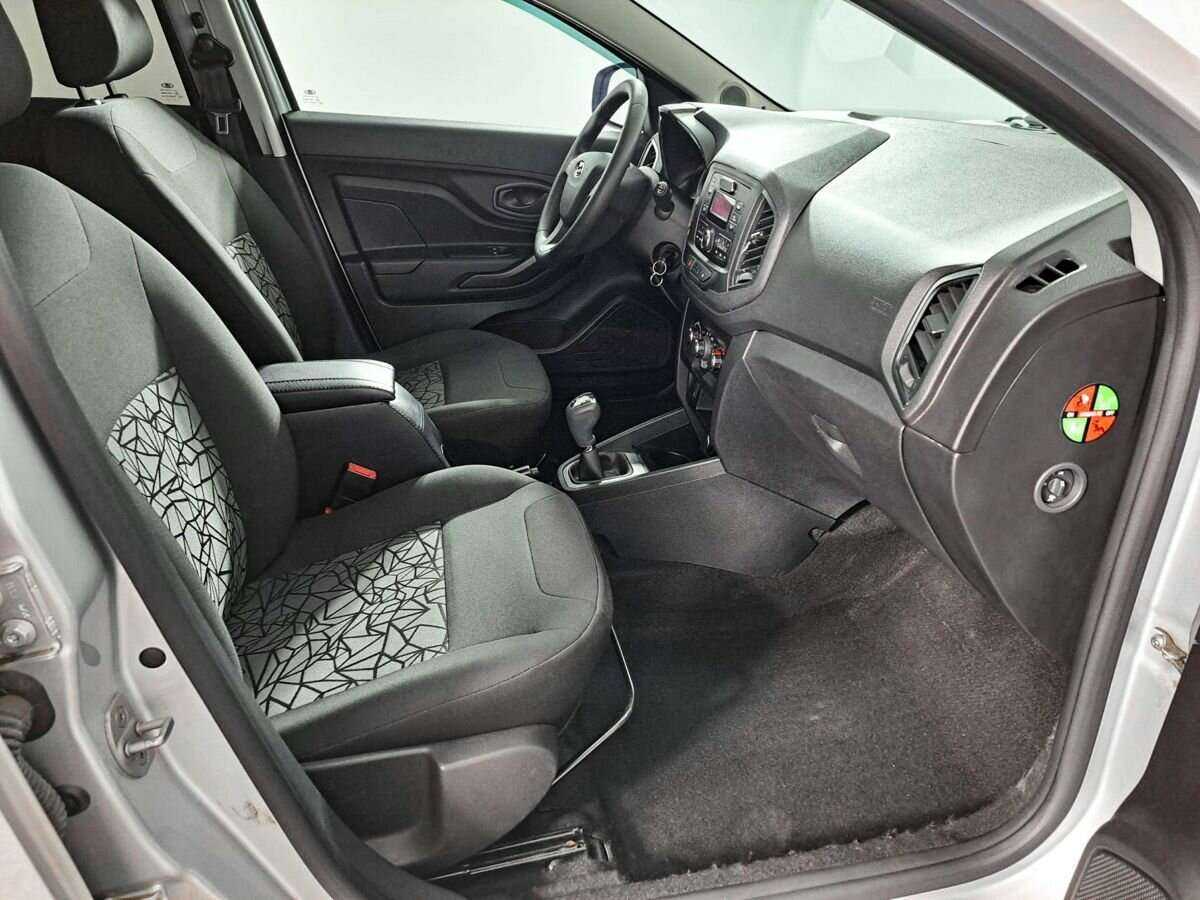 Lada (ВАЗ) XRAY с пробегом — 2018 год. Фото: #8