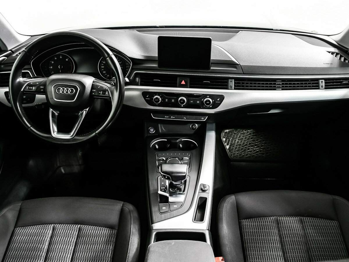 Audi A4 с пробегом — 2015 год. Фото: #10
