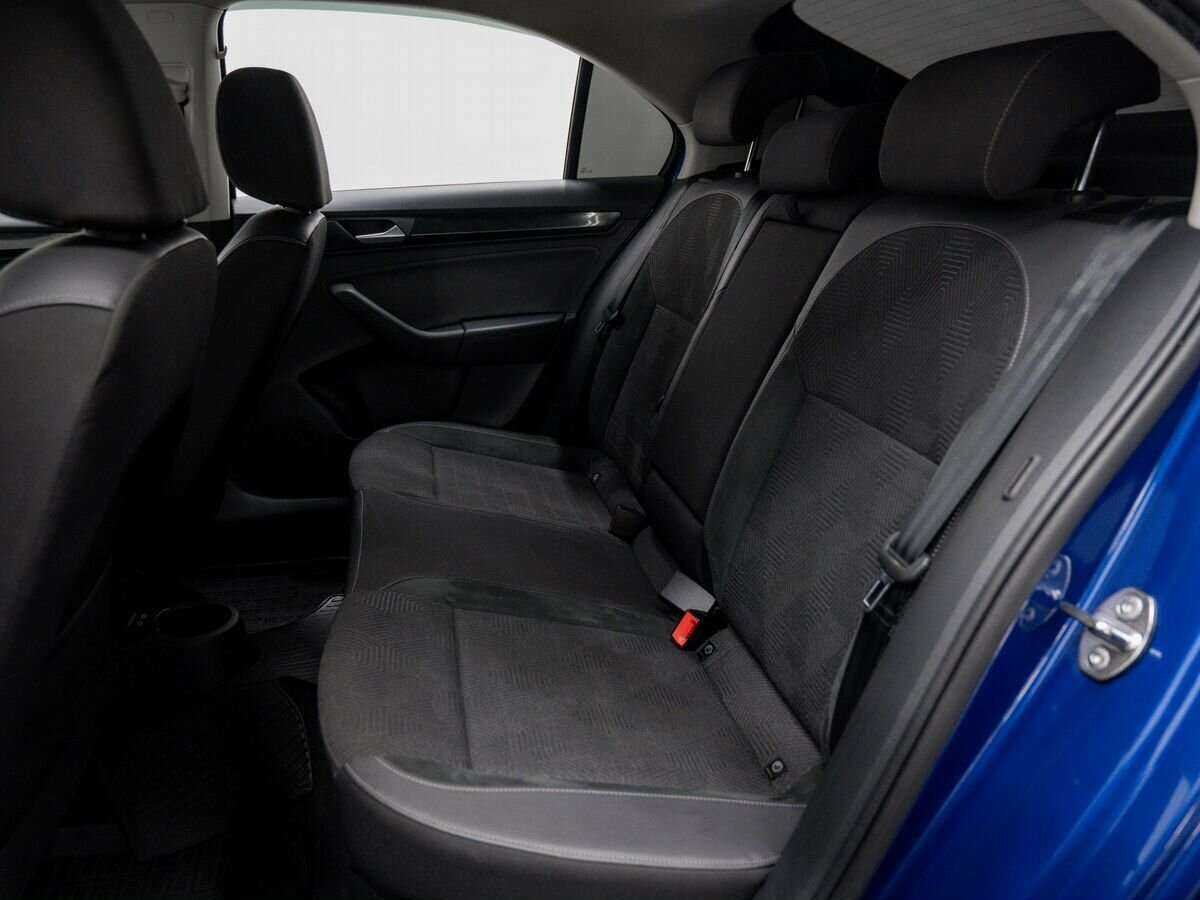 Volkswagen Polo с пробегом — 2020 год. Фото: #11