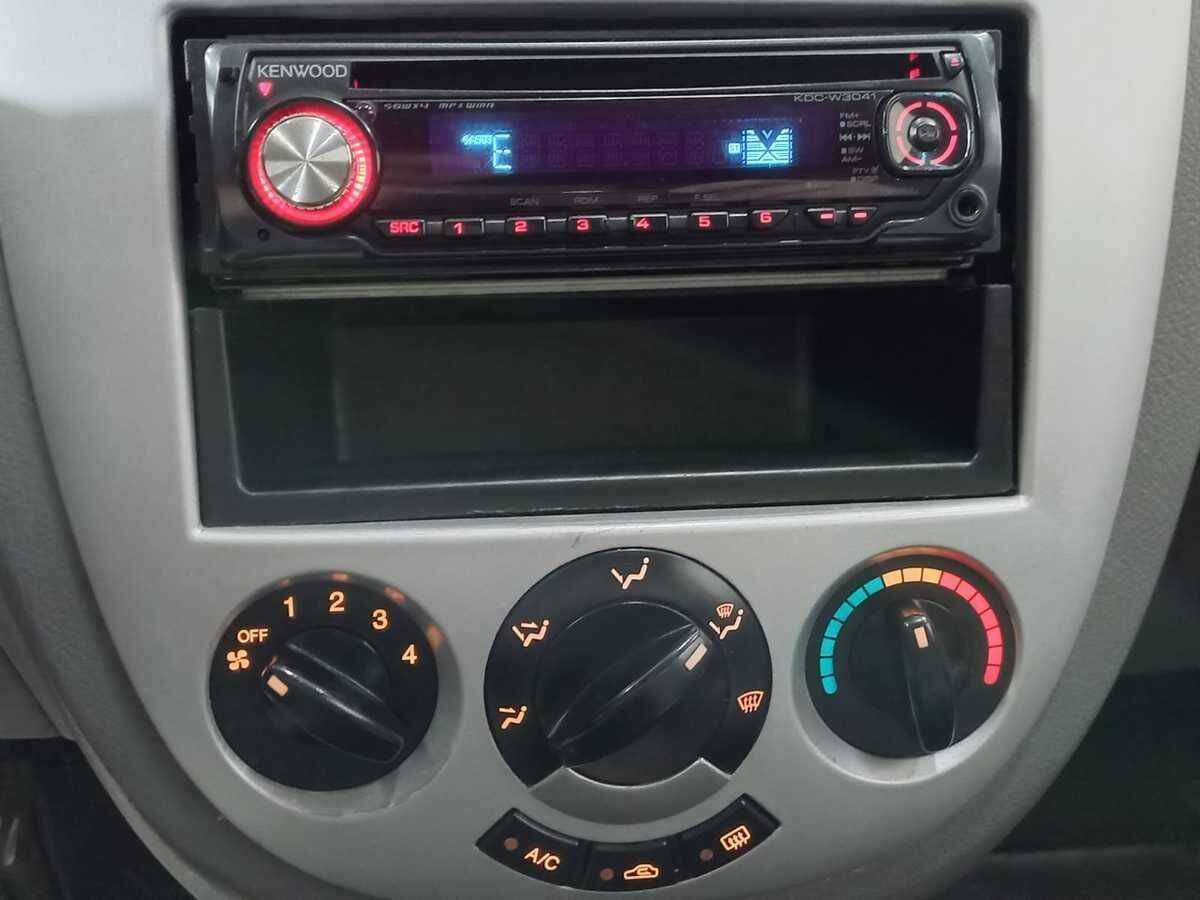 Chevrolet Lacetti с пробегом — 2012 год. Фото: #12