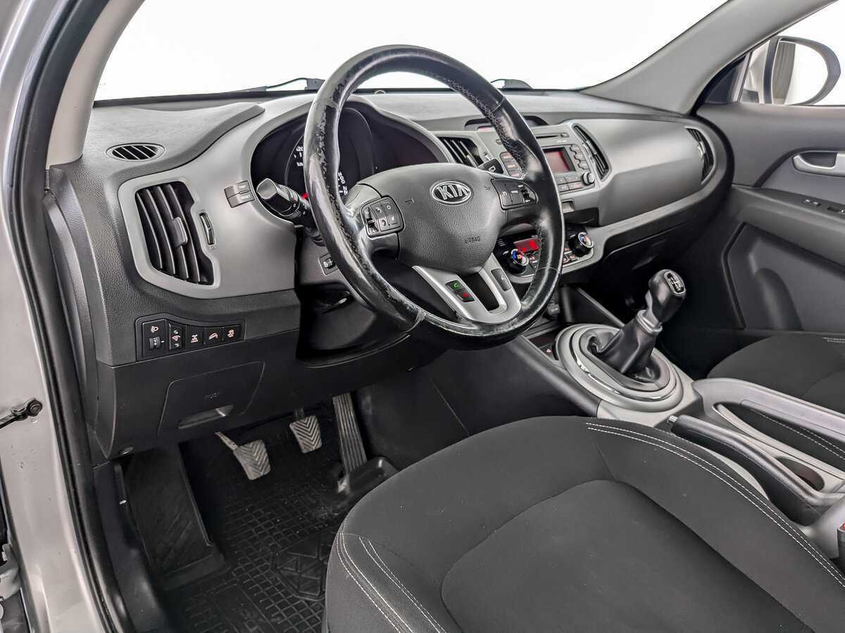 Kia Sportage с пробегом — 2015 год. Фото: #13
