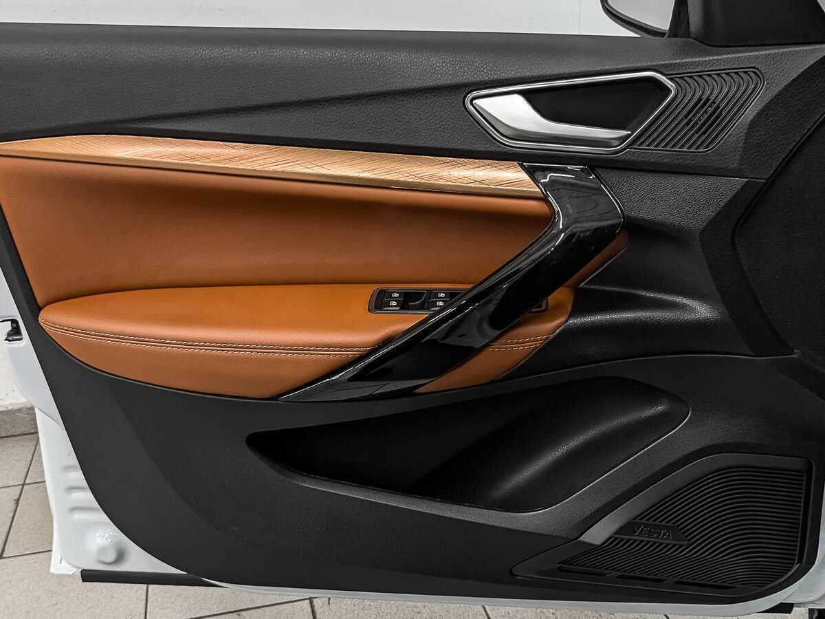 Lada (ВАЗ) Vesta с пробегом — 2024 год. Фото: #18