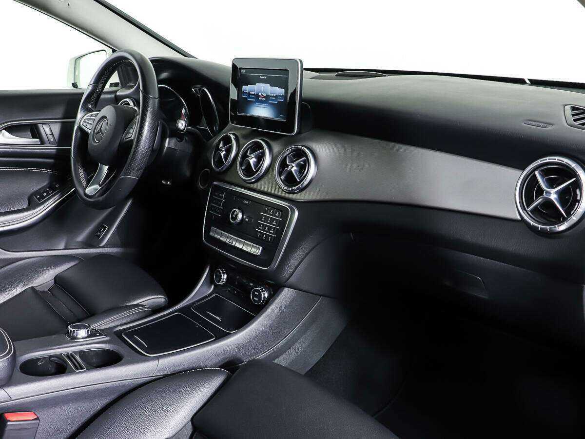 Mercedes-Benz CLA с пробегом — 2016 год. Фото: #8