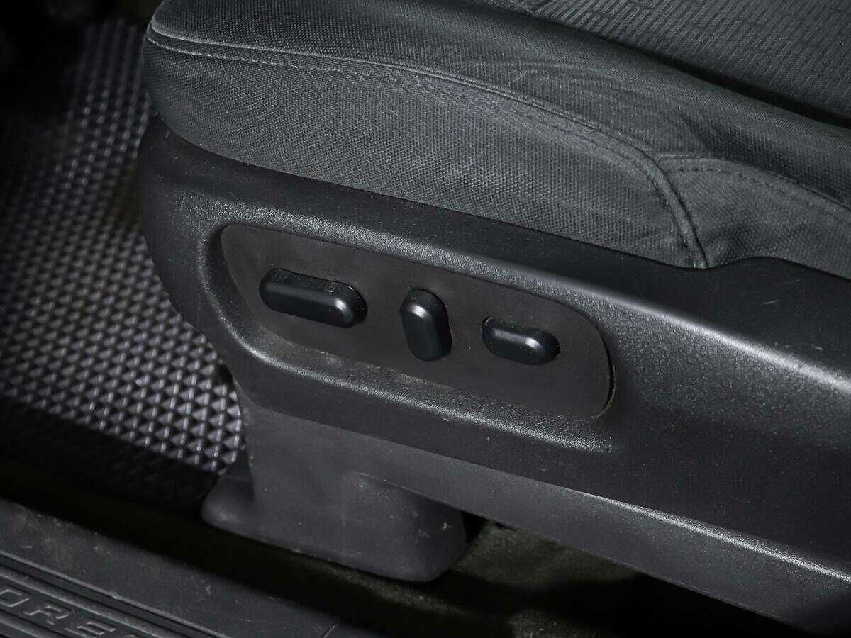 Ford Explorer с пробегом — 2013 год. Фото: #17
