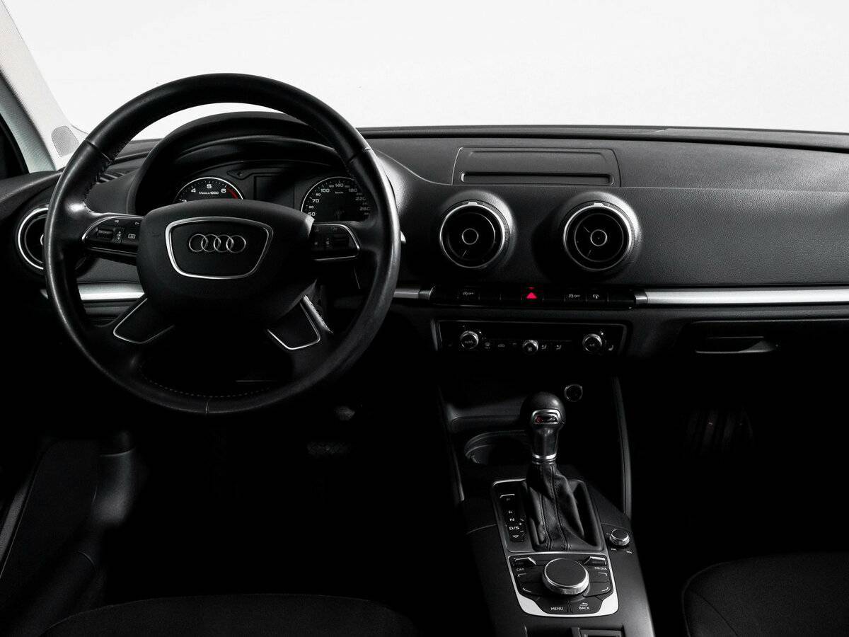 Audi A3 с пробегом — 2015 год. Фото: #11