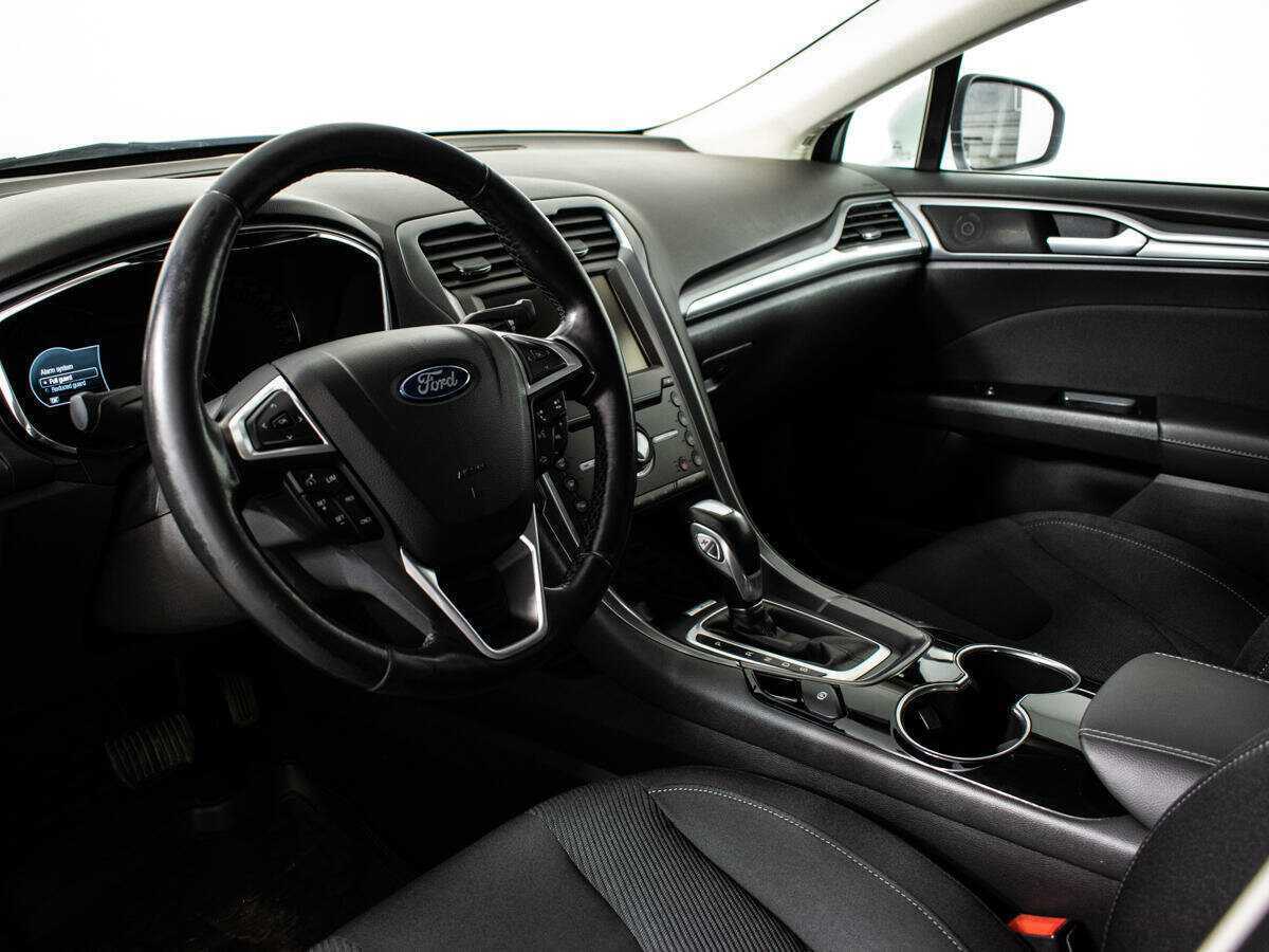 Ford Mondeo с пробегом — 2015 год. Фото: #12