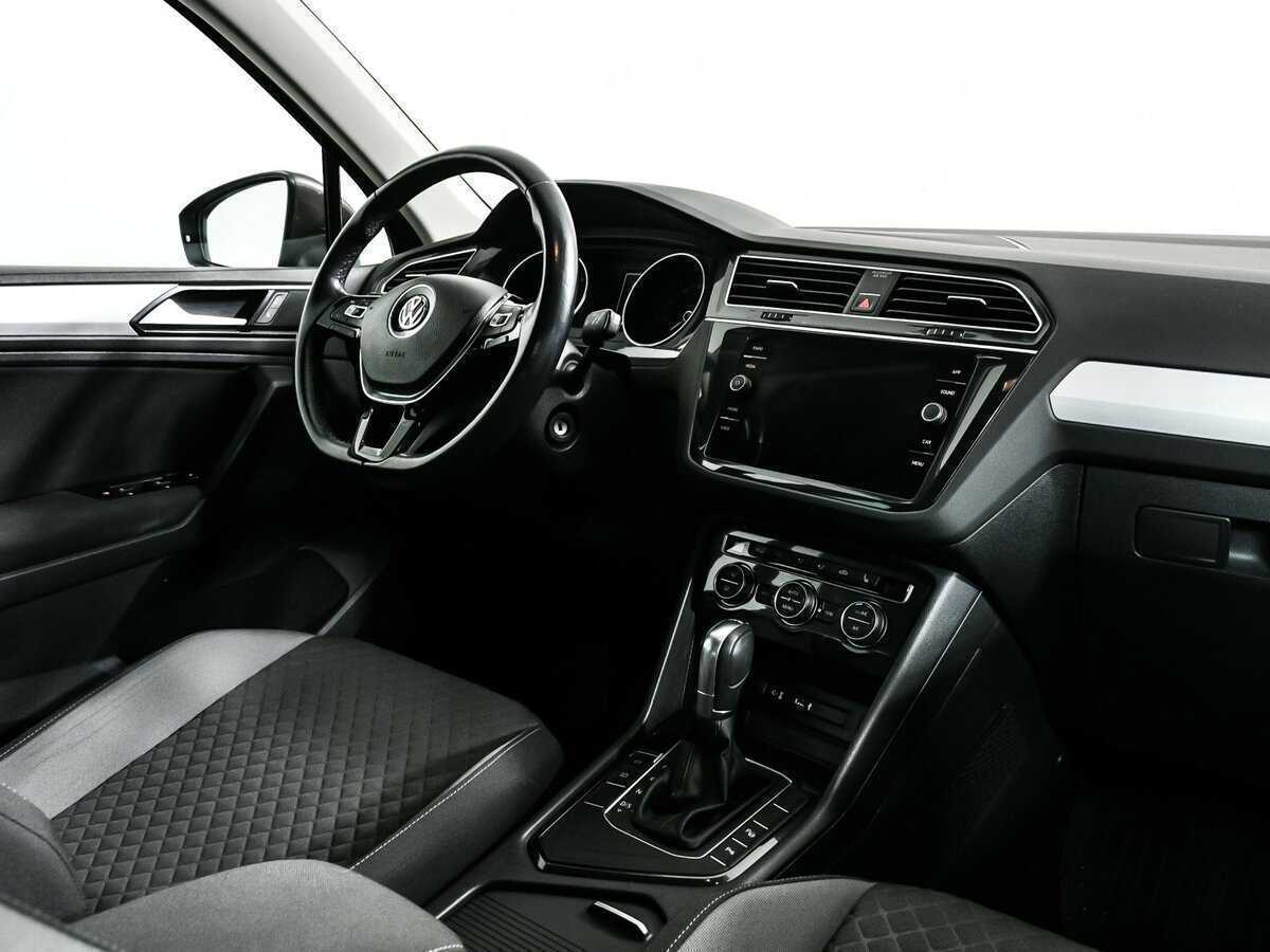 Volkswagen Tiguan с пробегом — 2017 год. Фото: #8