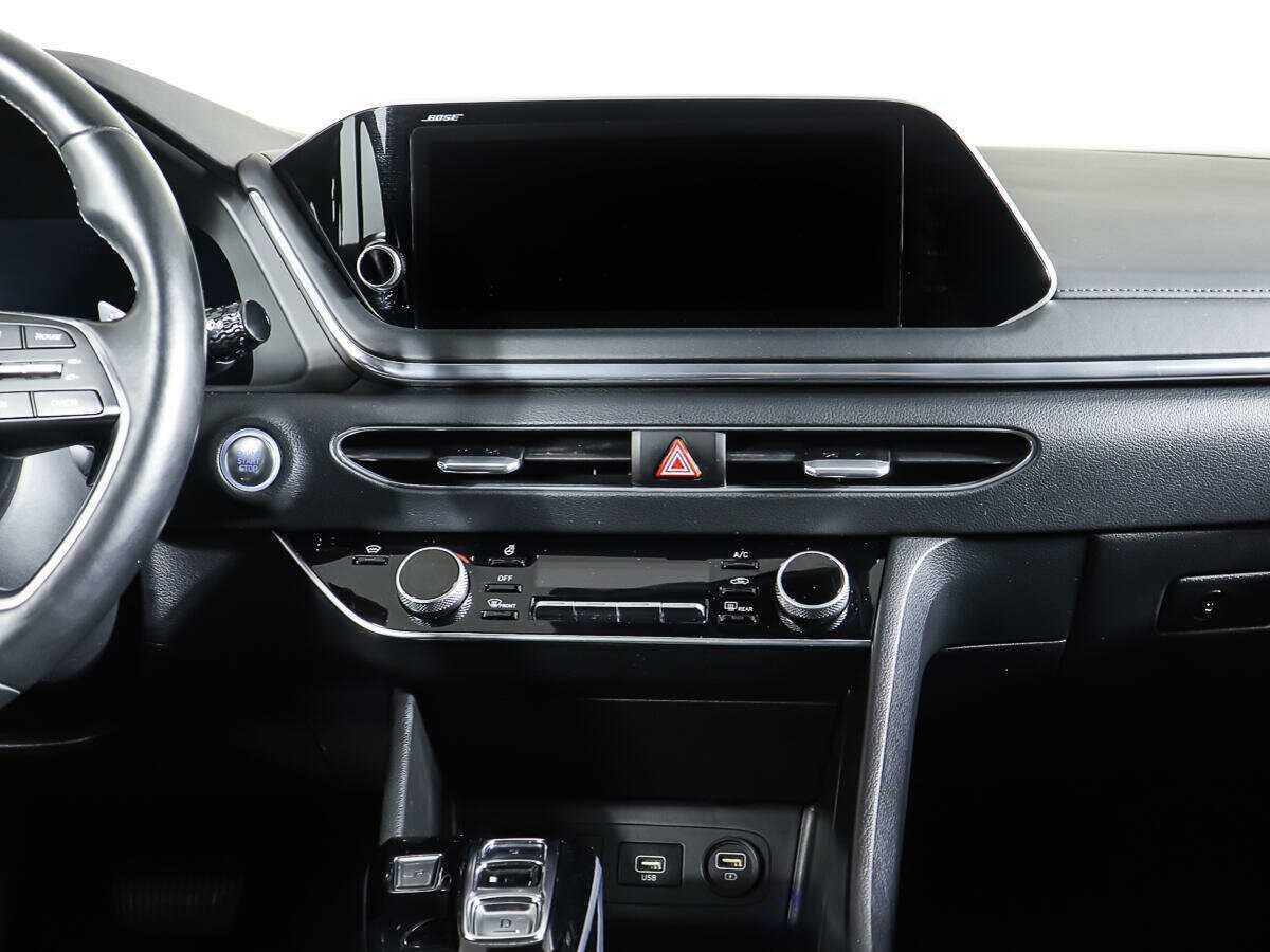 Hyundai Sonata с пробегом — 2022 год. Фото: #11