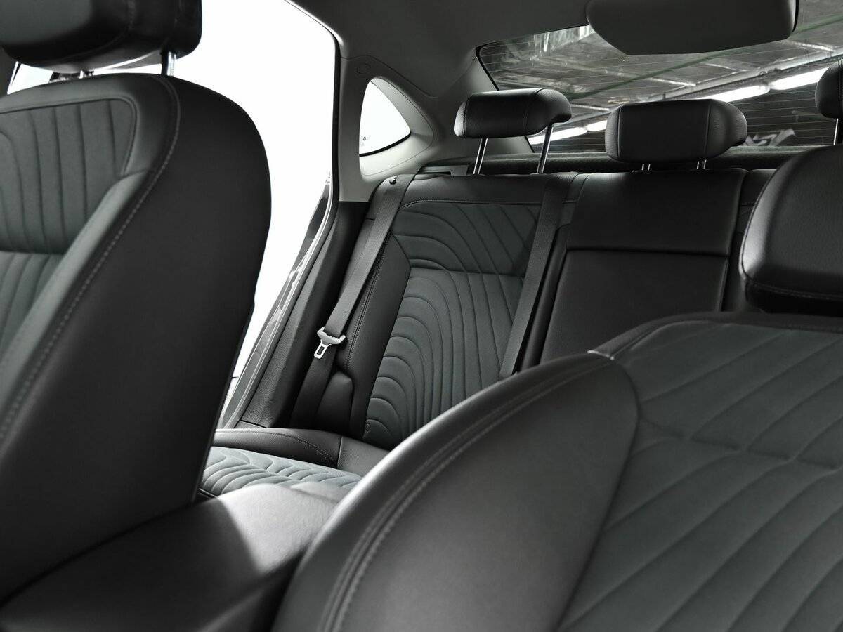 Opel Astra с пробегом — 2013 год. Фото: #13