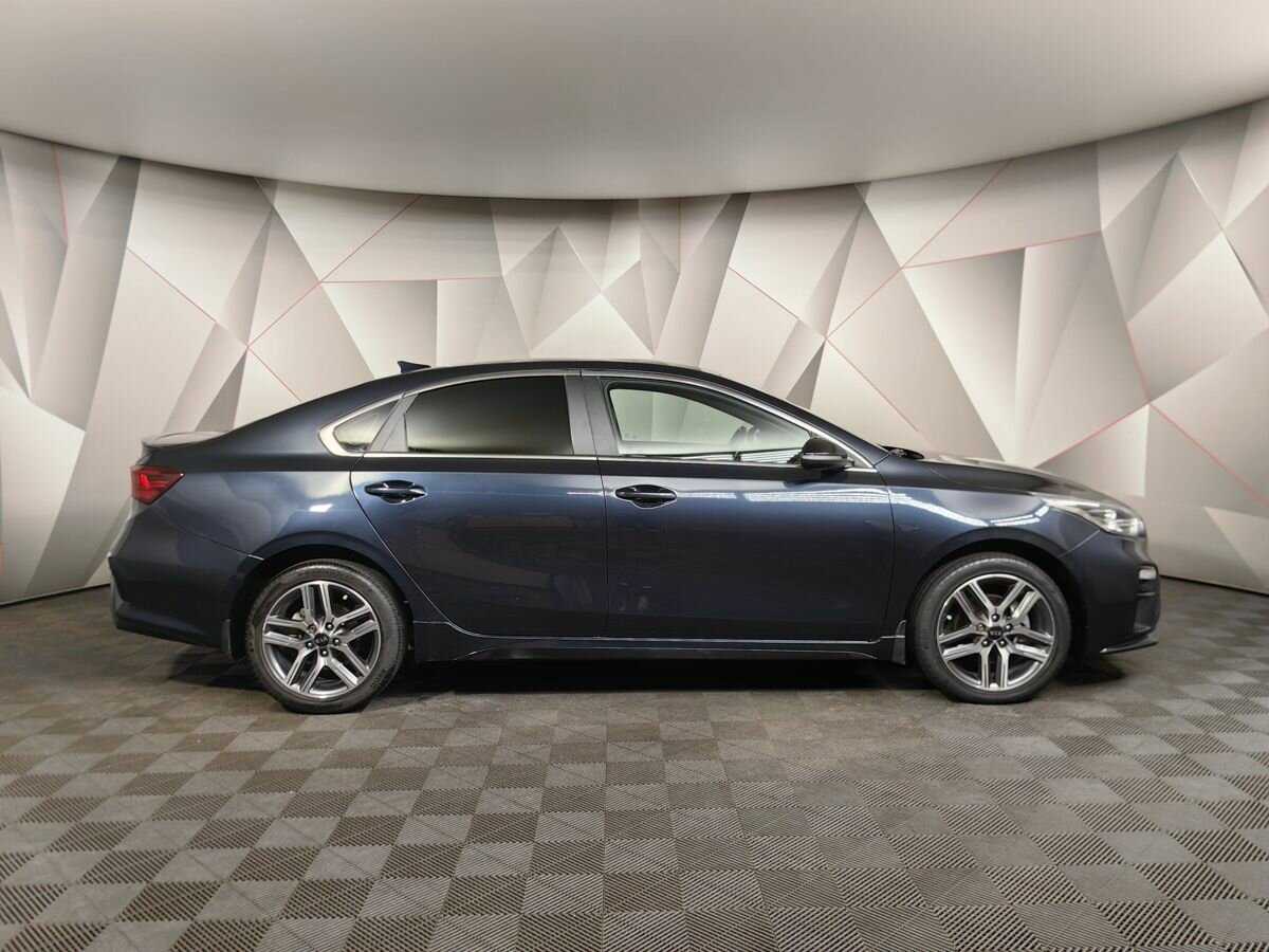 Kia Cerato с пробегом — 2020 год. Фото: #5
