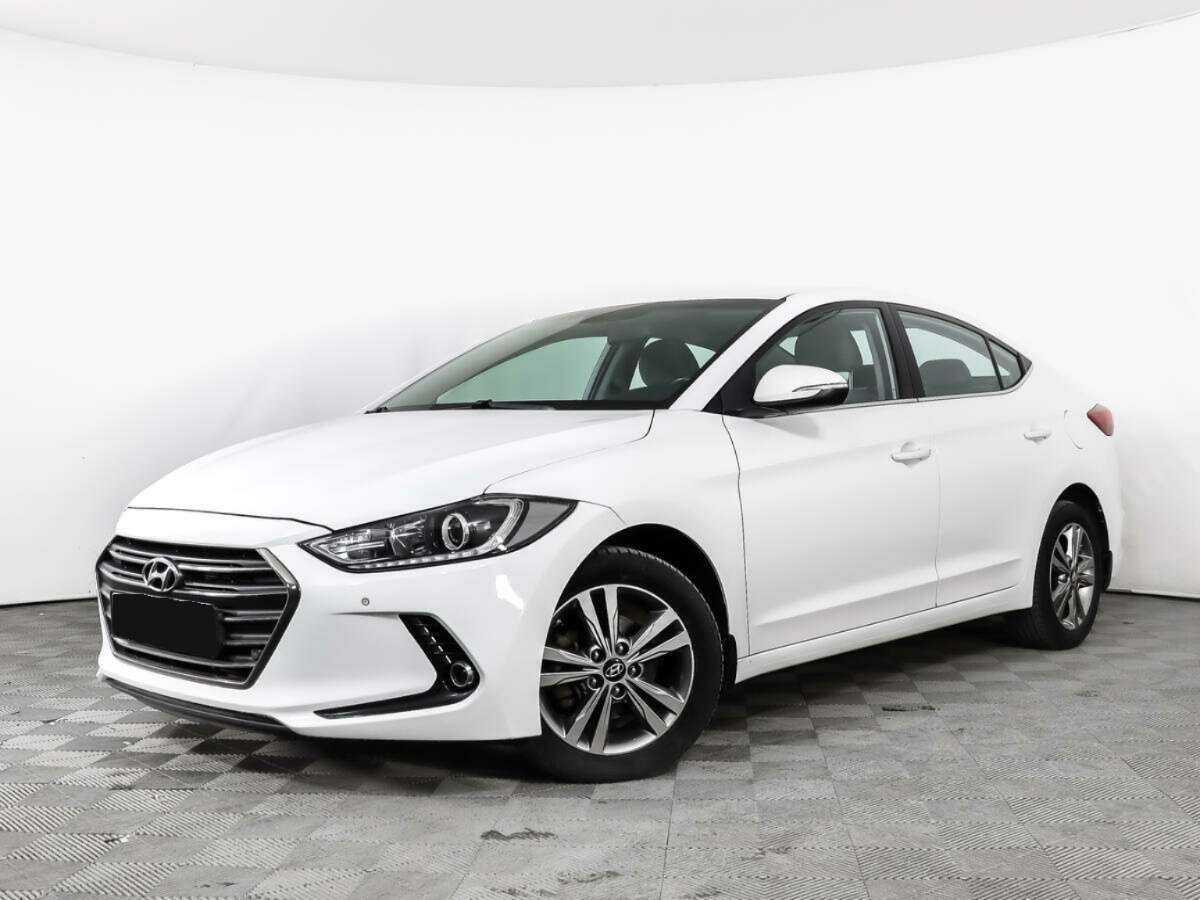 Hyundai Elantra с пробегом — 2017 год. Фото: #0