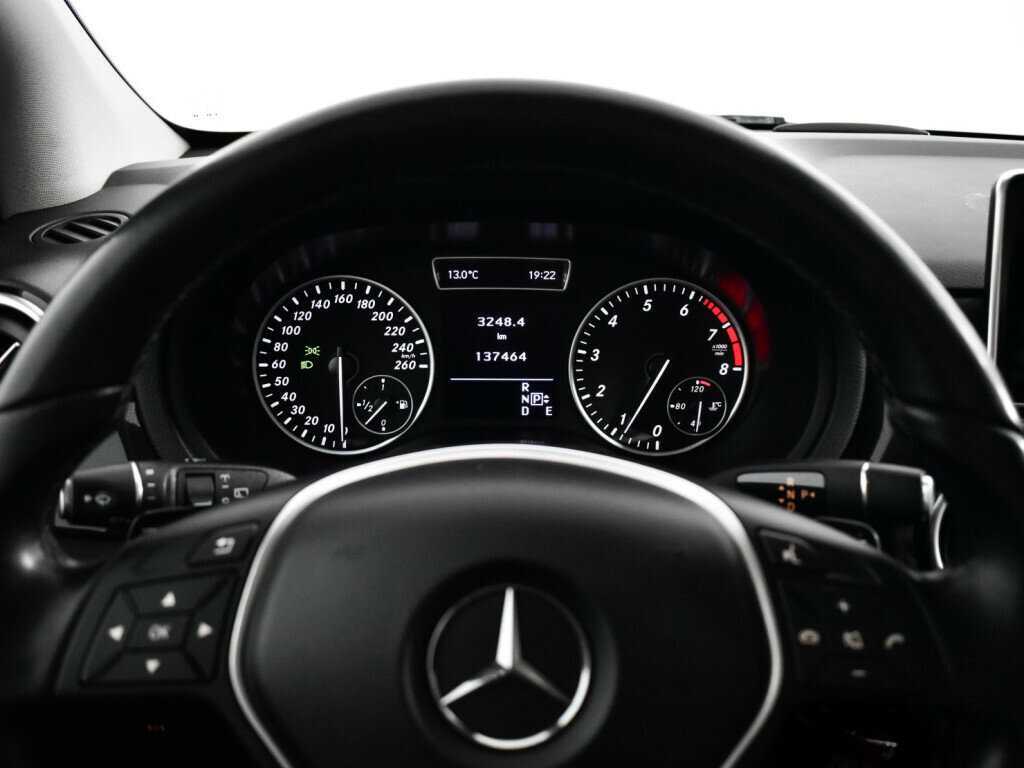 Mercedes-Benz B-Класс с пробегом — 2014 год. Фото: #10